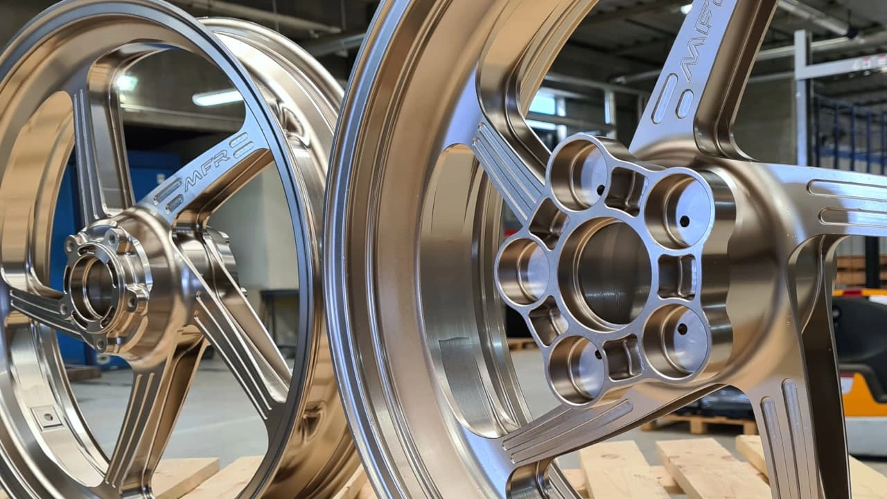 Automotive wheels with a bright nickel-plated finish
