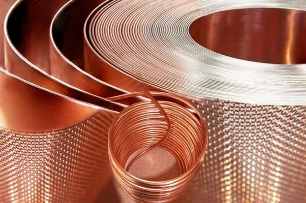 Image with a big mesh roll of metal