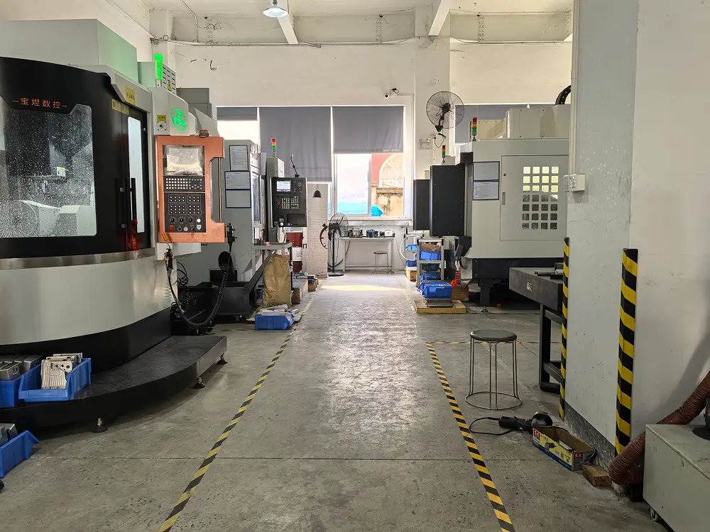 Machining and fabrication workshop floor