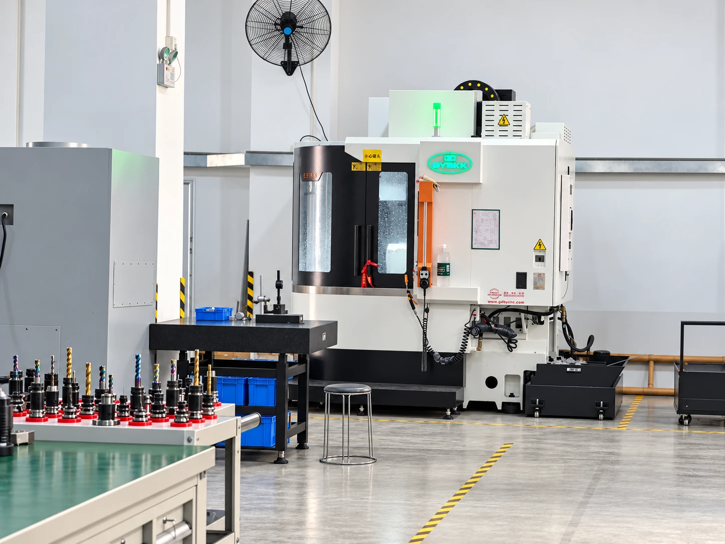 CNC machining centre and organised tooling in the Prolean workshop